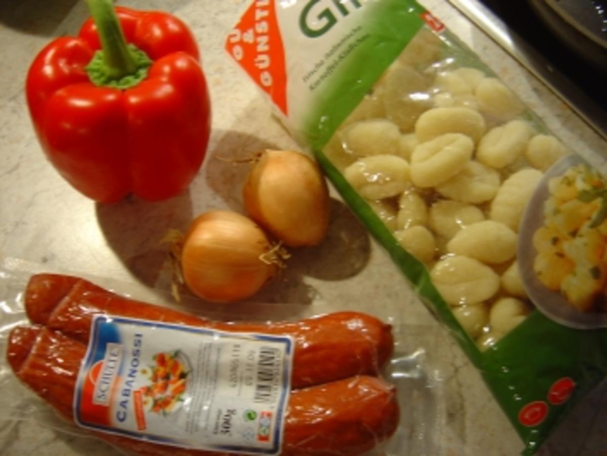 Cabanossi-Pfanne mit Paprika und Zwiebeln... in 20 Min. fertig.. ich habe das Rezept halbiert!!! - Rezept - Bild Nr. 3