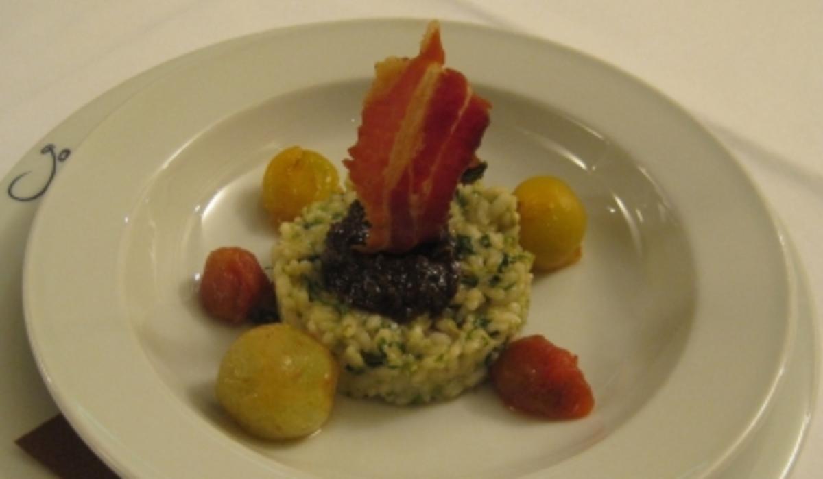 Grünes Risotto mit Speck, Parmesan und marinierten Tomaten - Rezept ...