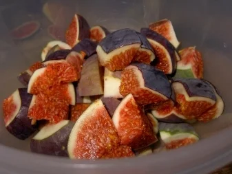 Portwein-Feigen mit Zabaione - Rezept - Bild Nr. 3