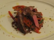 Indischer Möhrensalat mit Lammfiletstreifen - Rezept