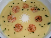 Rezept: Feines Kartoffelsüppchen mit Garnelen Feines Kartoffelsüppchen mit Garnelen - Rezept