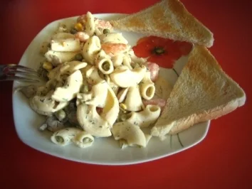 Rezept: mein "Hörnchen - Salat" mein "Hörnchen - Salat" - Rezept