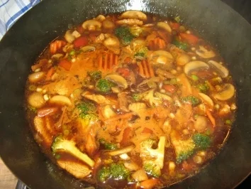 Rezept: Asiatische Puten Gemüse Pfanne aus dem Wok Bild Nr. 5 Asiatische Puten Gemüse Pfanne aus dem Wok - Rezept - Bild Nr. 5