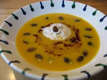 Kürbis-Wein-Creme-Suppe - Rezept