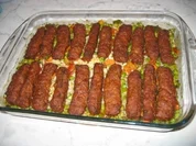 Hackwürstchen auf Gemüsereis - Rezept