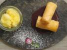 Süße Frühlingsrolle gefüllt mit Mango und Limette an Schokosoße und Orangen-Ingwer-Eis - Rezept