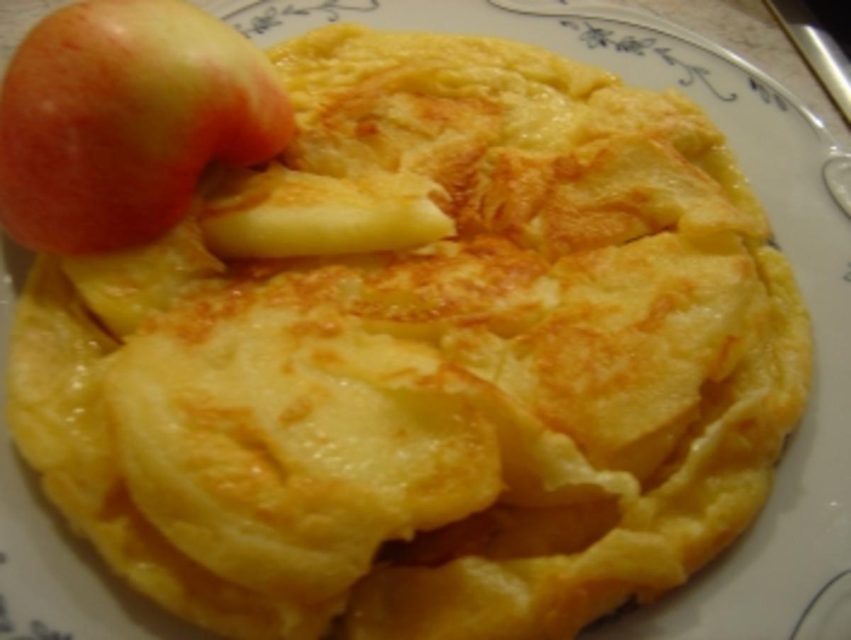 Eierpfannkuchen mit Schinken und Äpfeln... - Rezept - Bild Nr. 2