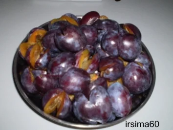 Rezept: Zwetschgenkuchen mit Puddingdecke Bild Nr. 2 Zwetschgenkuchen mit Puddingdecke - Rezept - Bild Nr. 2