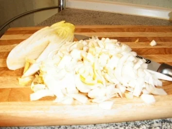 Rezept: Chicoreesalat Bild Nr. 3 Chicoreesalat - Rezept - Bild Nr. 3