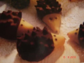 Rezept: Marzipan-Igelchen Marzipan-Igelchen - Rezept