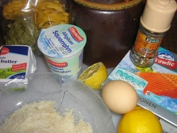 Zitronenlachs unter einer Parmesankruste mit Zitronensauce an Tagliatelle - Rezept - Bild Nr. 2