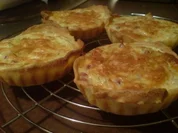 Rezept: Zwiebelkuchen-Törtchen Zwiebelkuchen-Törtchen - Rezept