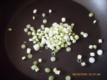 Rezept: Bunte Garnelen-Spaghetti-Pfanne mit Blattspinat Bild Nr. 5 Bunte Garnelen-Spaghetti-Pfanne mit Blattspinat - Rezept - Bild Nr. 5