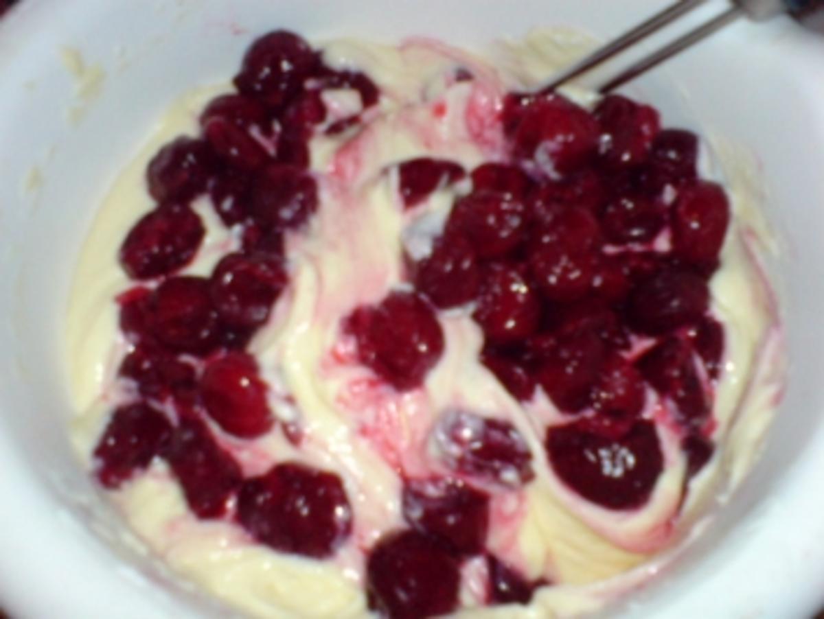 Käsekuchen mit Kirschen - Rezept - Bild Nr. 10