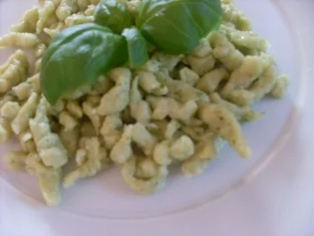 Kräuterspätzle oder Kräuterknöpfle - Rezept - Bild Nr. 2