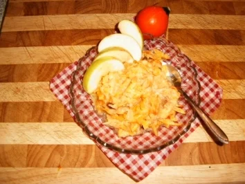 Kürbis-Apfelsalat - Rezept