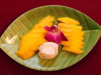 Frische Thai-Mango mit Soja-Eis (Tamara Sedmak) - Rezept
