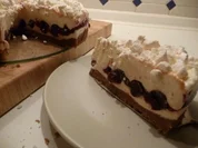 Rezept: SchneeflockenTorte mit Amarenakirschen SchneeflockenTorte mit Amarenakirschen - Rezept