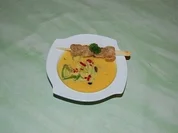 Feurige Kürbiscremesüppchen mit Croutonspiessen - Rezept