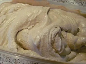 Schokoladen-Eis (aus Tafelschokolade) - Rezept - Bild Nr. 2
