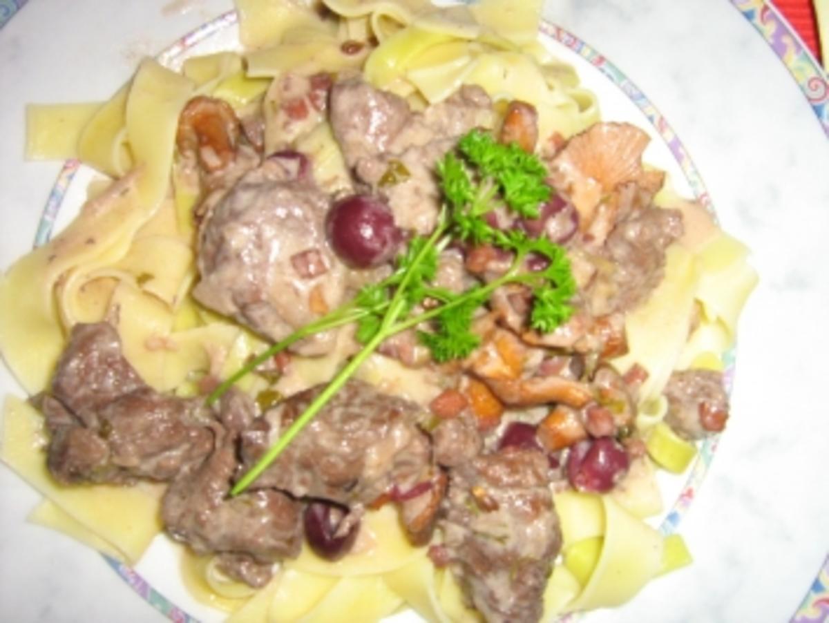 Burgunder-Gulasch - Rezept - Bild Nr. 10