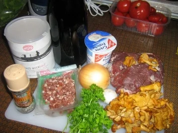 Rezept: Burgunder-Gulasch Bild Nr. 2 Burgunder-Gulasch - Rezept - Bild Nr. 2