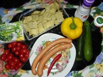 Rezept: Mini-Maultaschen-Pfanne Bild Nr. 2 Mini-Maultaschen-Pfanne - Rezept - Bild Nr. 2