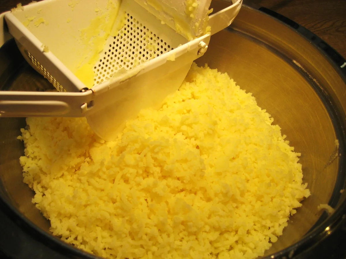 Pflaumenklöße nach Mutters Rezept - Rezept - Bild Nr. 8840