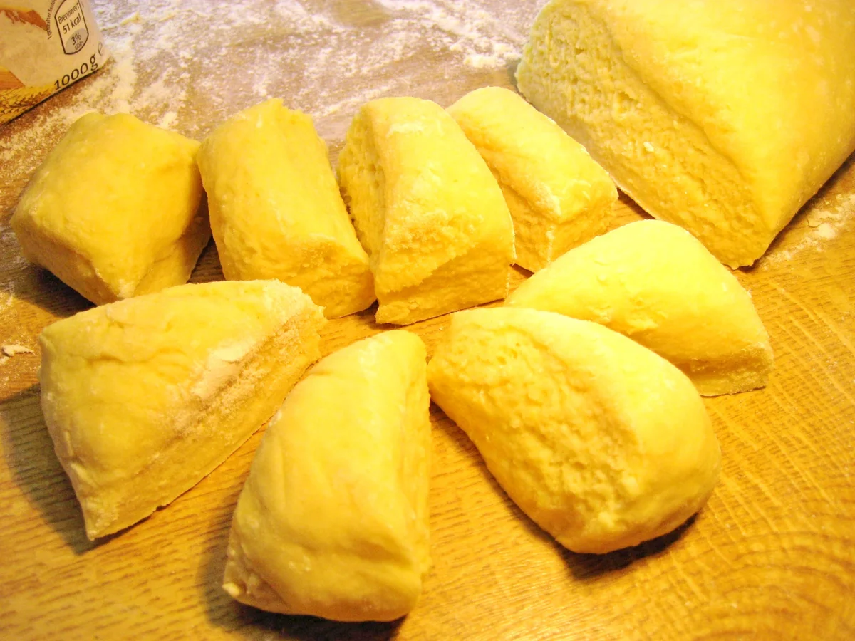 Pflaumenklöße nach Mutters Rezept - Rezept - Bild Nr. 8842