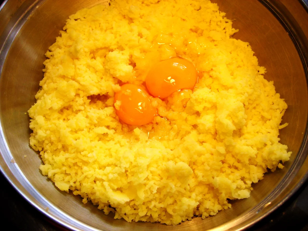 Pflaumenklöße nach Mutters Rezept - Rezept - Bild Nr. 8845