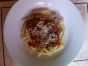 Rezept: Mediterrane Hackfleischpfanne mit Penne Mediterrane Hackfleischpfanne mit Penne - Rezept