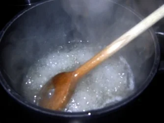 Rezept: Ingwerhackbällchen mit Gemüse-Bulgur und Ajvarsoße Bild Nr. 7 Ingwerhackbällchen mit Gemüse-Bulgur und Ajvarsoße - Rezept - Bild Nr. 7