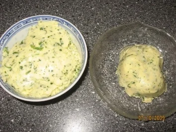 Kräuterbutter mit Knoblauch - Rezept - Bild Nr. 6