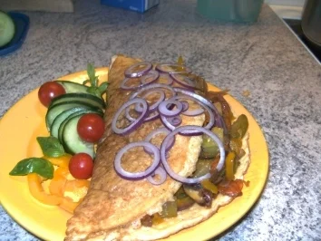 Omlett- mit Gemüsefüllung- - Rezept