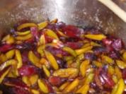 Pflaumenmarmelade mit Vanille und Walnüssen - Rezept