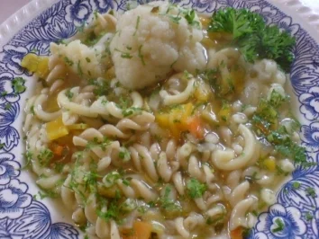 Rezept: Nudelsuppe mit Herz Bild Nr. 2 Nudelsuppe mit Herz - Rezept - Bild Nr. 2