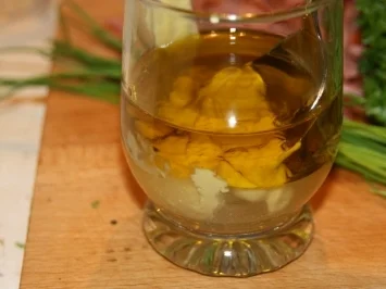 Rezept: Wurstsalat mit Cabanossi Bild Nr. 6 Wurstsalat mit Cabanossi - Rezept - Bild Nr. 6