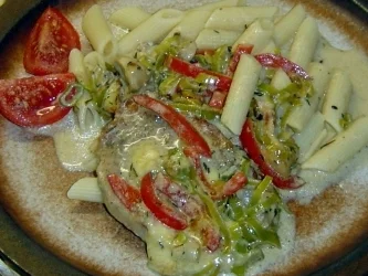 Rezept: Minutensteaks mit Rahmgemüse Minutensteaks mit Rahmgemüse - Rezept