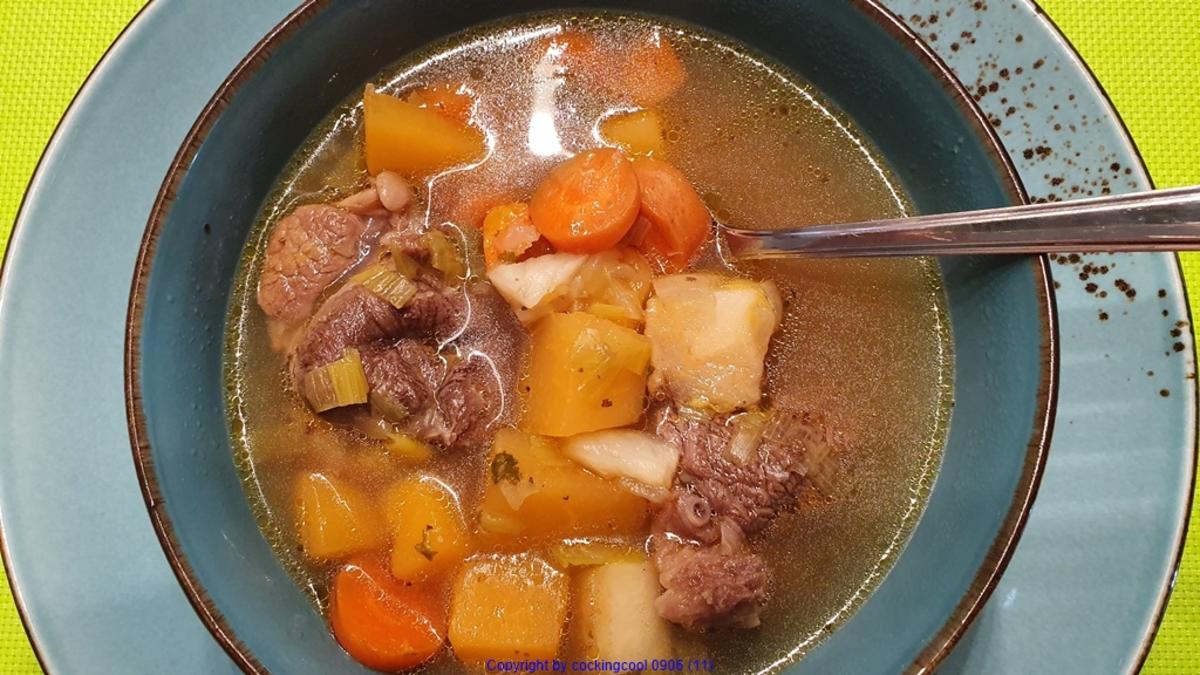 Suppe Hausgemachte Rinderbruhe Im Schnellkochtopf Rezept Kochbar De