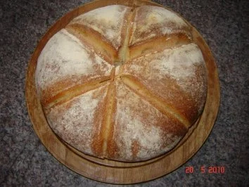 Brot + Brötchen : Würziges Bierbrot - Rezept