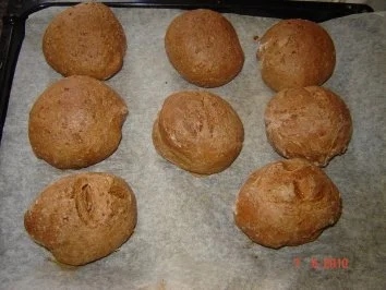 Rezept: Brot + Brötchen : Rustikale Weckle Bild Nr. 4 Brot + Brötchen : Rustikale Weckle - Rezept - Bild Nr. 4