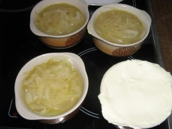 Badisches Zwiebelsüpple mit Haube - Rezept - Bild Nr. 7