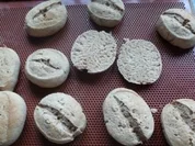 Pizzakatzes Blitzbrötchen - Rezept