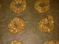 Rezept: Haferflocken-Nuss-Ringerln Bild Nr. 3 Haferflocken-Nuss-Ringerln - Rezept - Bild Nr. 3