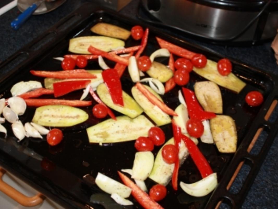 Geröstetes Gemüse vom Blech - Rezept mit Bild - kochbar.de