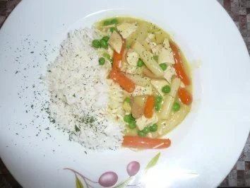 Rezept: Hühnerfrikassee a la Sabine Hühnerfrikassee a la Sabine - Rezept