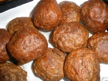 Rezept: Suppeneinlage - Leberknödel Bild Nr. 2 Suppeneinlage - Leberknödel - Rezept - Bild Nr. 2