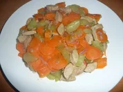 Gemüsepfanne m. den Grillbratwurstresten des Sommers - Rezept