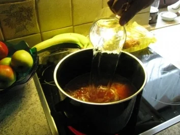 Rezept: Mexikanische Tomatensuppe Bild Nr. 7 Mexikanische Tomatensuppe - Rezept - Bild Nr. 7