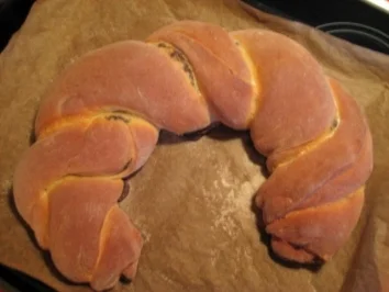 Rezept: gedrehter , bschwipster Mohnzopf Bild Nr. 4 gedrehter , bschwipster Mohnzopf - Rezept - Bild Nr. 4